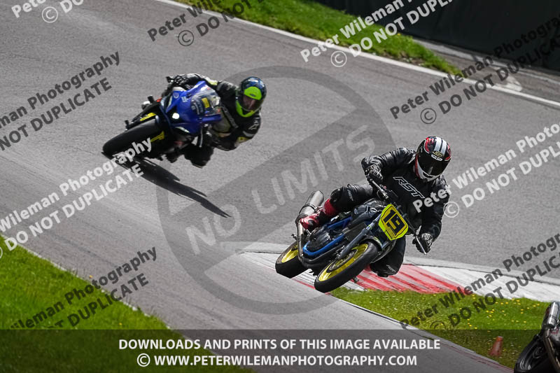 cadwell no limits trackday;cadwell park;cadwell park photographs;cadwell trackday photographs;enduro digital images;event digital images;eventdigitalimages;no limits trackdays;peter wileman photography;racing digital images;trackday digital images;trackday photos